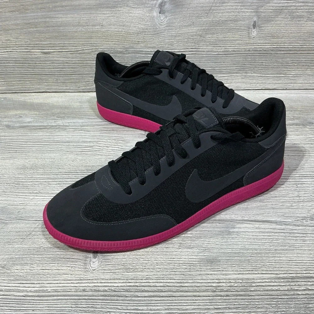 Nike Cheyenne No Sew Sneakers 2012 Black Pink Sole 555953-006 RARE Men's Size 11
